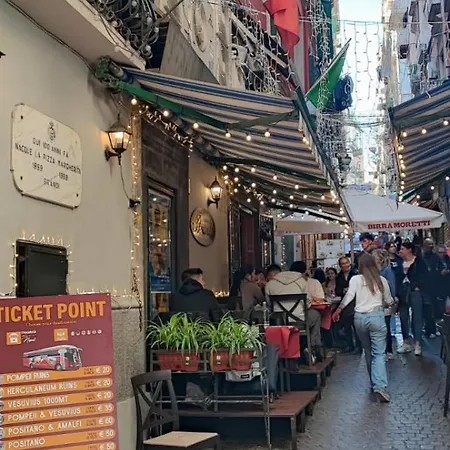 La Chicca Intero Nei Spagnoli