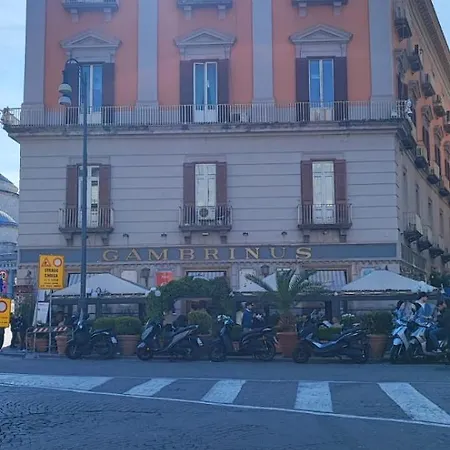 Lägenhet La Chicca Intero Nei Spagnoli